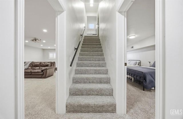 16550 Stephenie Street, Bakersfield, CA 93314