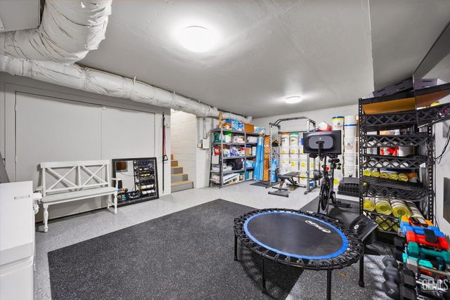 16550 Stephenie Street, Bakersfield, CA 93314