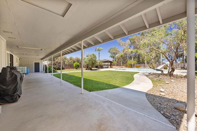 16550 Stephenie Street, Bakersfield, CA 93314