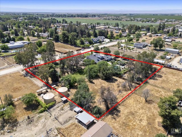 16550 Stephenie Street, Bakersfield, CA 93314