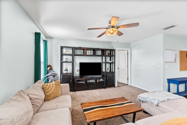 3696 SHINER Drive, Jacksonville, FL 32226