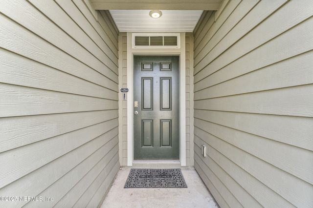 3696 SHINER Drive, Jacksonville, FL 32226