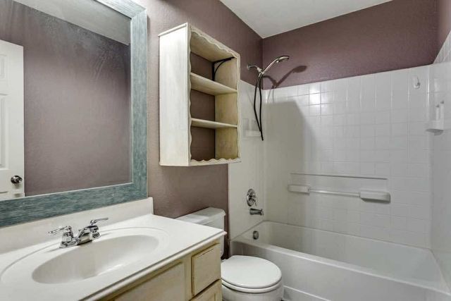 5901 Westgate Drive, Fort Worth, TX 76179