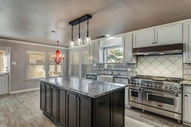 5901 Westgate Drive, Fort Worth, TX 76179