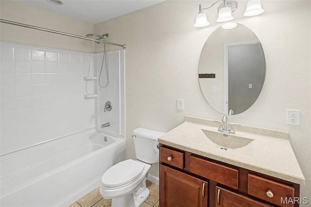 2009 Richview Drive, St Jacob, IL 62281