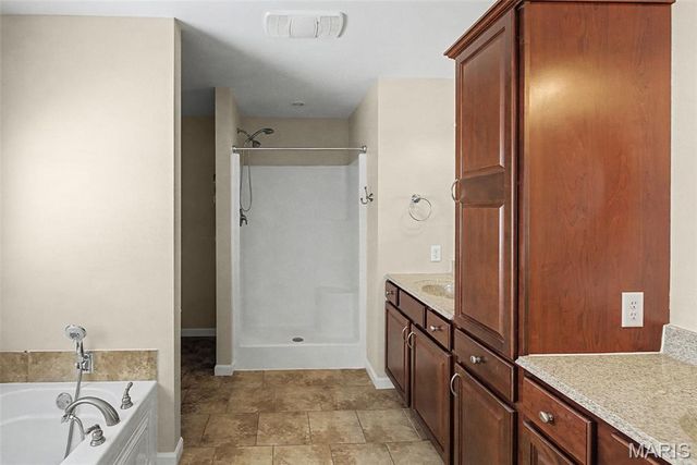 2009 Richview Drive, St Jacob, IL 62281