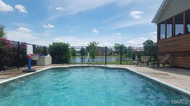 2009 Richview Drive, St Jacob, IL 62281