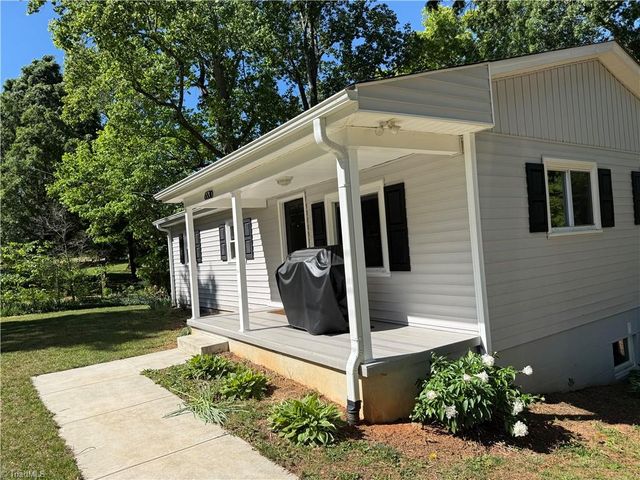 6530 Settle Wood Lane, Tobaccoville, NC 27050