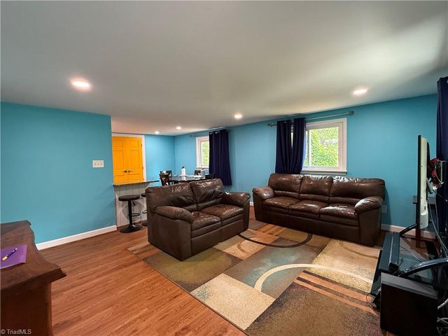 6530 Settle Wood Lane, Tobaccoville, NC 27050