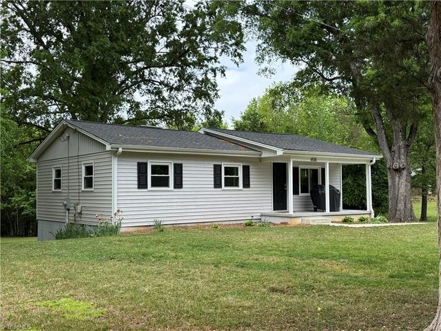 6530 Settle Wood Lane, Tobaccoville, NC 27050