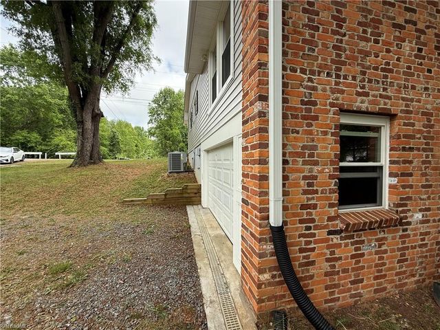 6530 Settle Wood Lane, Tobaccoville, NC 27050