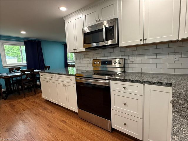 6530 Settle Wood Lane, Tobaccoville, NC 27050