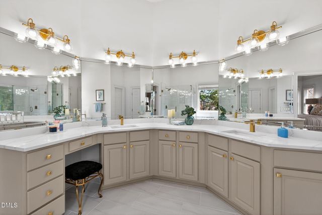 102 Trellingwood, Morrisville, NC 27560