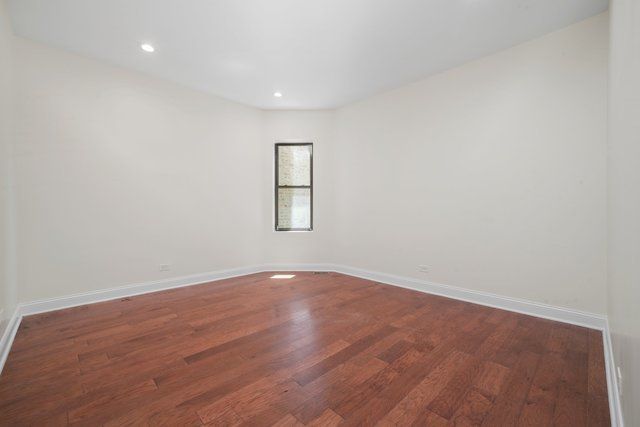 3912 W Congress Parkway, Chicago, IL 60624