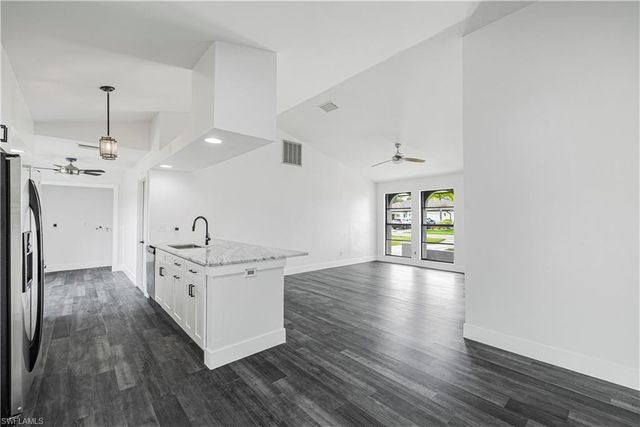 2935 SW 1st PL, Cape Coral, FL 33914