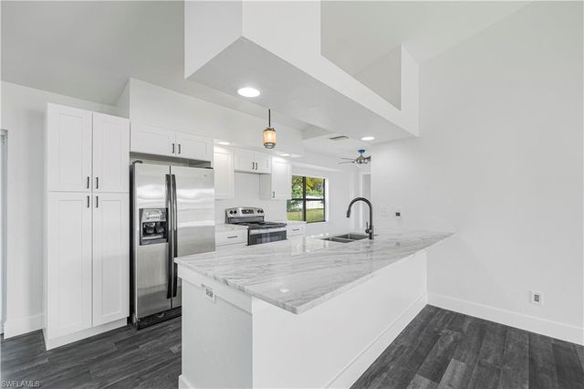 2935 SW 1st PL, Cape Coral, FL 33914