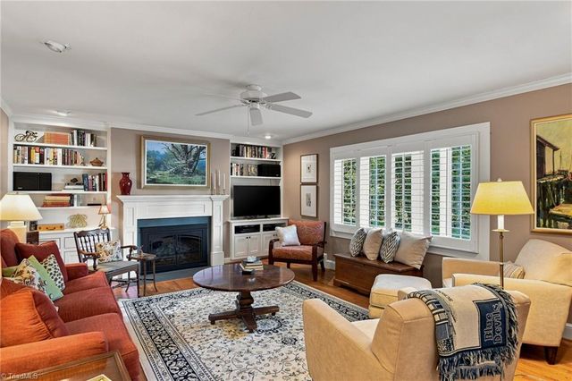 1201 Strathmore Circle, Winston-salem, NC 27104