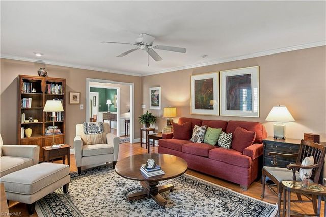 1201 Strathmore Circle, Winston-salem, NC 27104