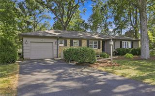 1201 Strathmore Circle, Winston-salem, NC 27104