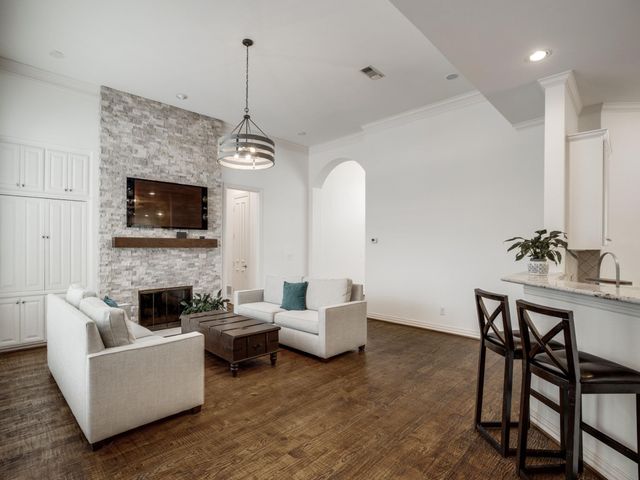 5860 Red Hill Lane, Frisco, TX 75034