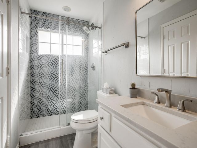 5860 Red Hill Lane, Frisco, TX 75034