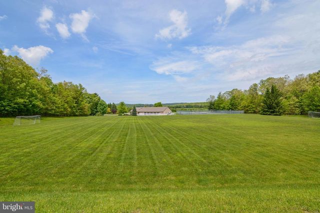 255 THORNBERRY RD, Oakland, MD 21550