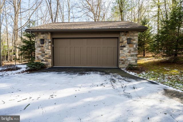 255 THORNBERRY RD, Oakland, MD 21550