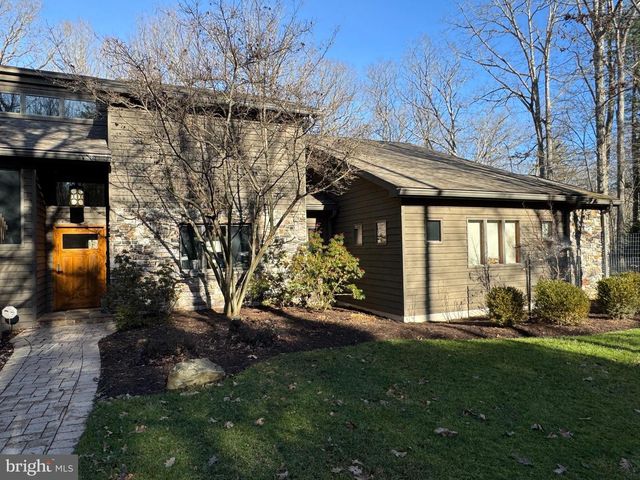 255 THORNBERRY RD, Oakland, MD 21550