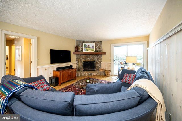 255 THORNBERRY RD, Oakland, MD 21550