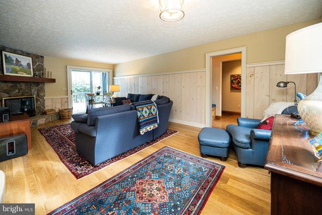 255 THORNBERRY RD, Oakland, MD 21550