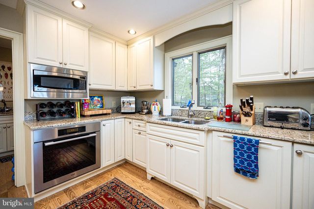 255 THORNBERRY RD, Oakland, MD 21550