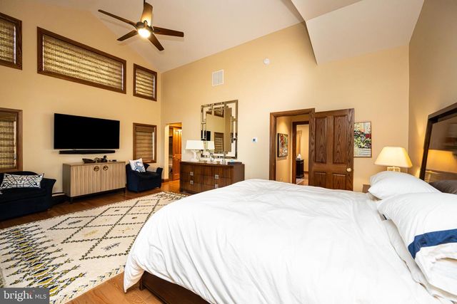 255 THORNBERRY RD, Oakland, MD 21550