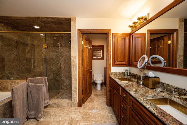 255 THORNBERRY RD, Oakland, MD 21550