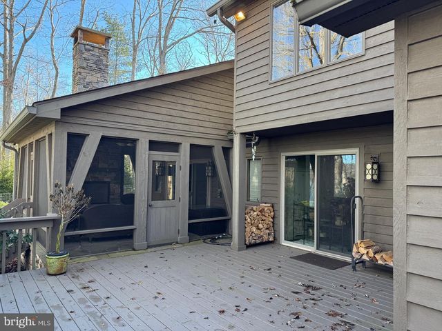 255 THORNBERRY RD, Oakland, MD 21550