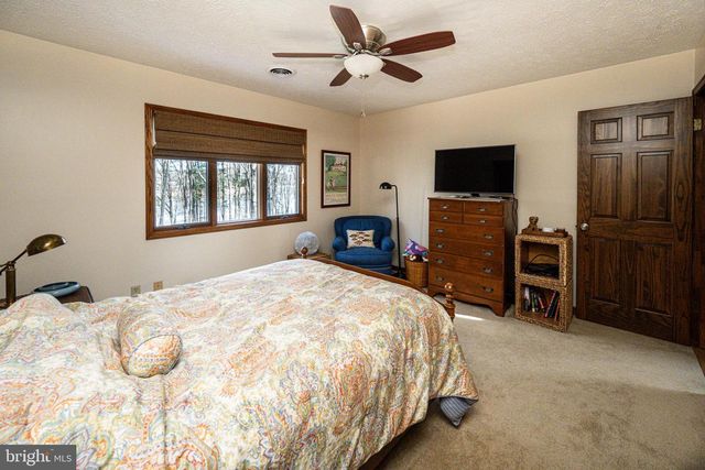 255 THORNBERRY RD, Oakland, MD 21550