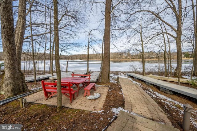 255 THORNBERRY RD, Oakland, MD 21550