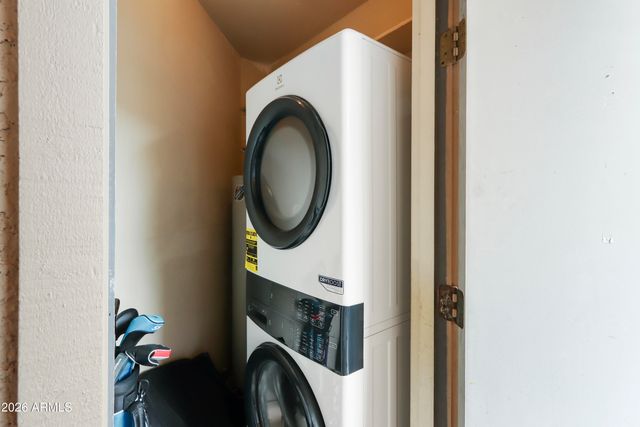 1287 N ALMA SCHOOL Road 206, Chandler, AZ 85224