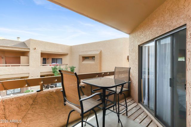 1287 N ALMA SCHOOL Road 206, Chandler, AZ 85224