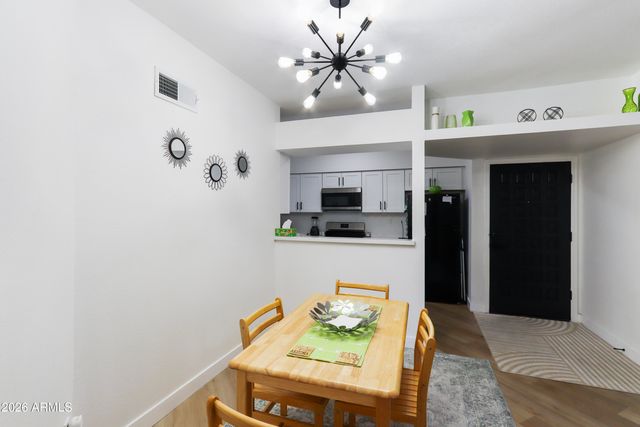 1287 N ALMA SCHOOL Road 206, Chandler, AZ 85224