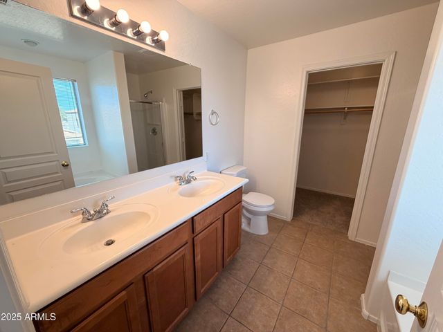 422 E Saddle Way, San Tan Valley, AZ 85143