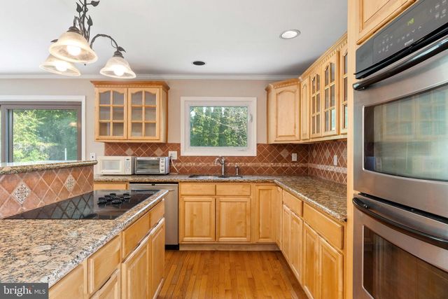 3873 PINE RD, Huntingdon Valley, PA 19006