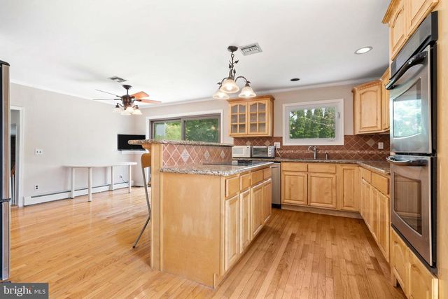 3873 PINE RD, Huntingdon Valley, PA 19006