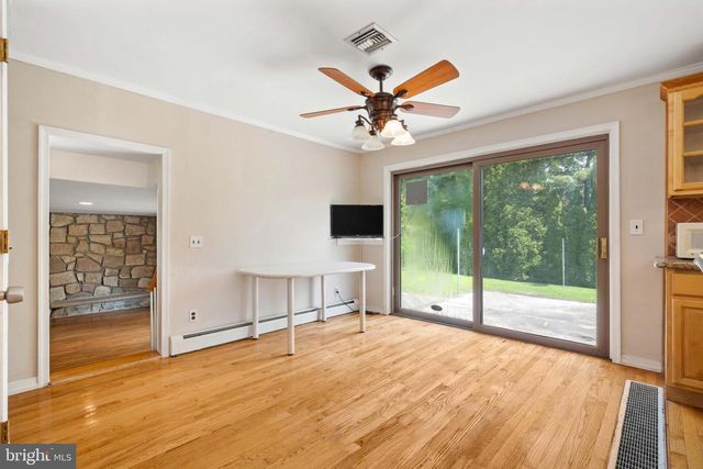 3873 PINE RD, Huntingdon Valley, PA 19006