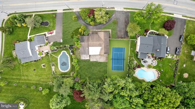 3873 PINE RD, Huntingdon Valley, PA 19006