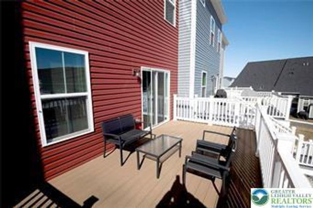 2206 cook Drive, Easton, PA 18045