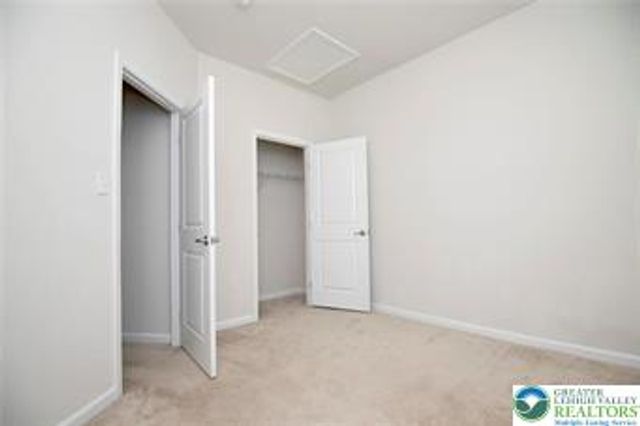 2206 cook Drive, Easton, PA 18045