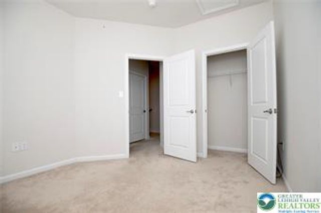 2206 cook Drive, Easton, PA 18045