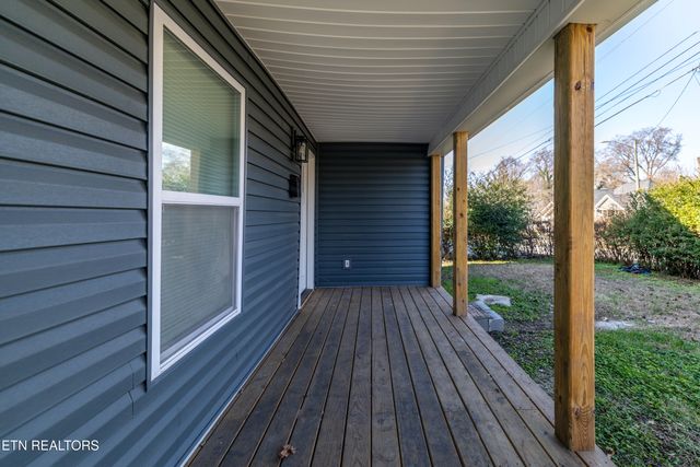 1422 Beaumont Ave, Knoxville, TN 37921