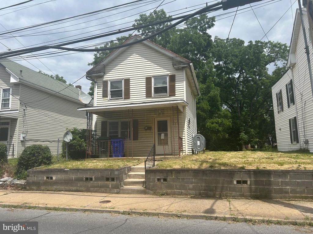 654 PENNSYLVANIA AVE, Hagerstown, MD 21740