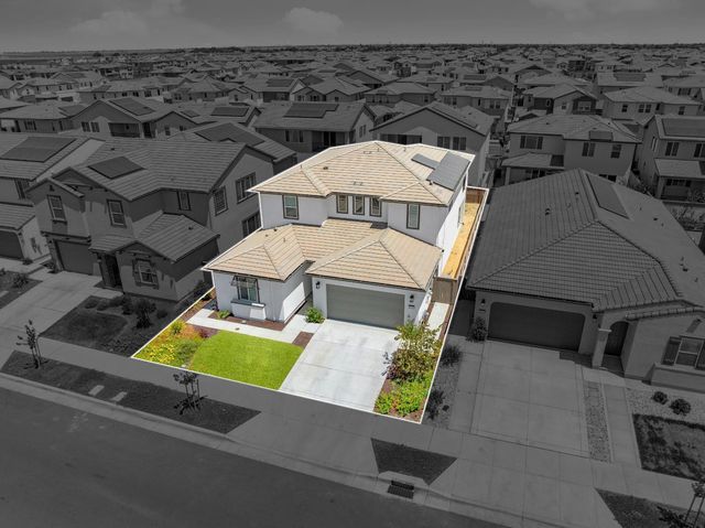 5672 SailRock, Sacramento, CA 95835